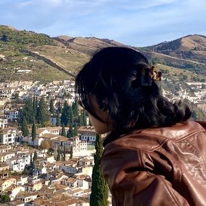 Meet your Posher, Giuliana